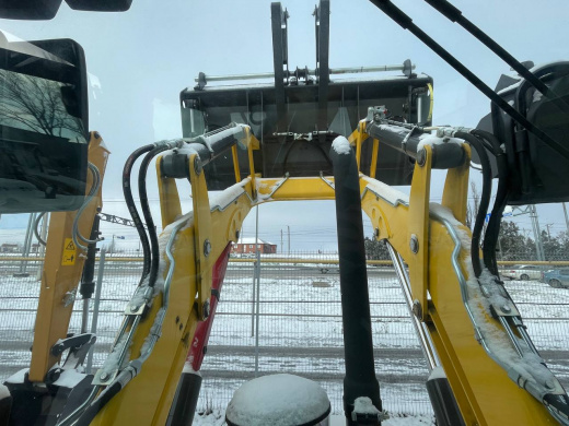 Экскаватор-погрузчик NEW HOLLAND B110B