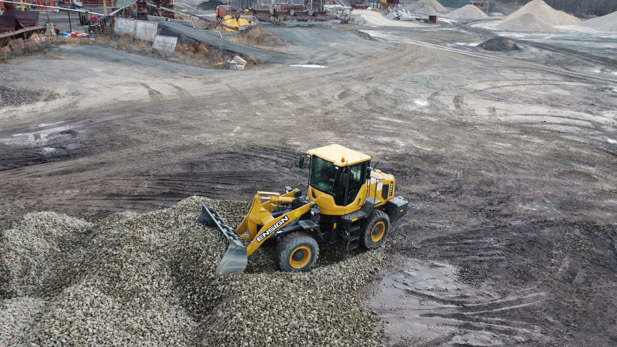 Фронтальный погрузчик Ensign YX636