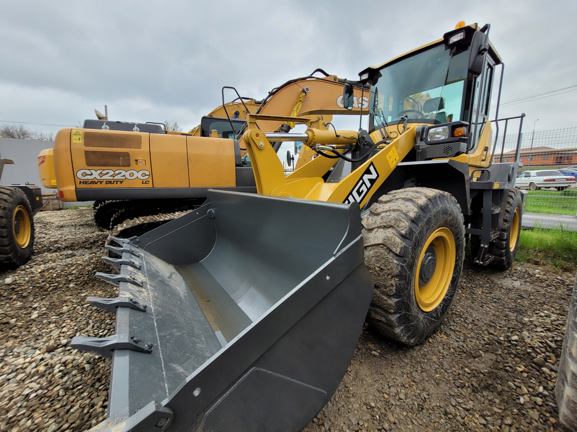 Фронтальный погрузчик Ensign YX635