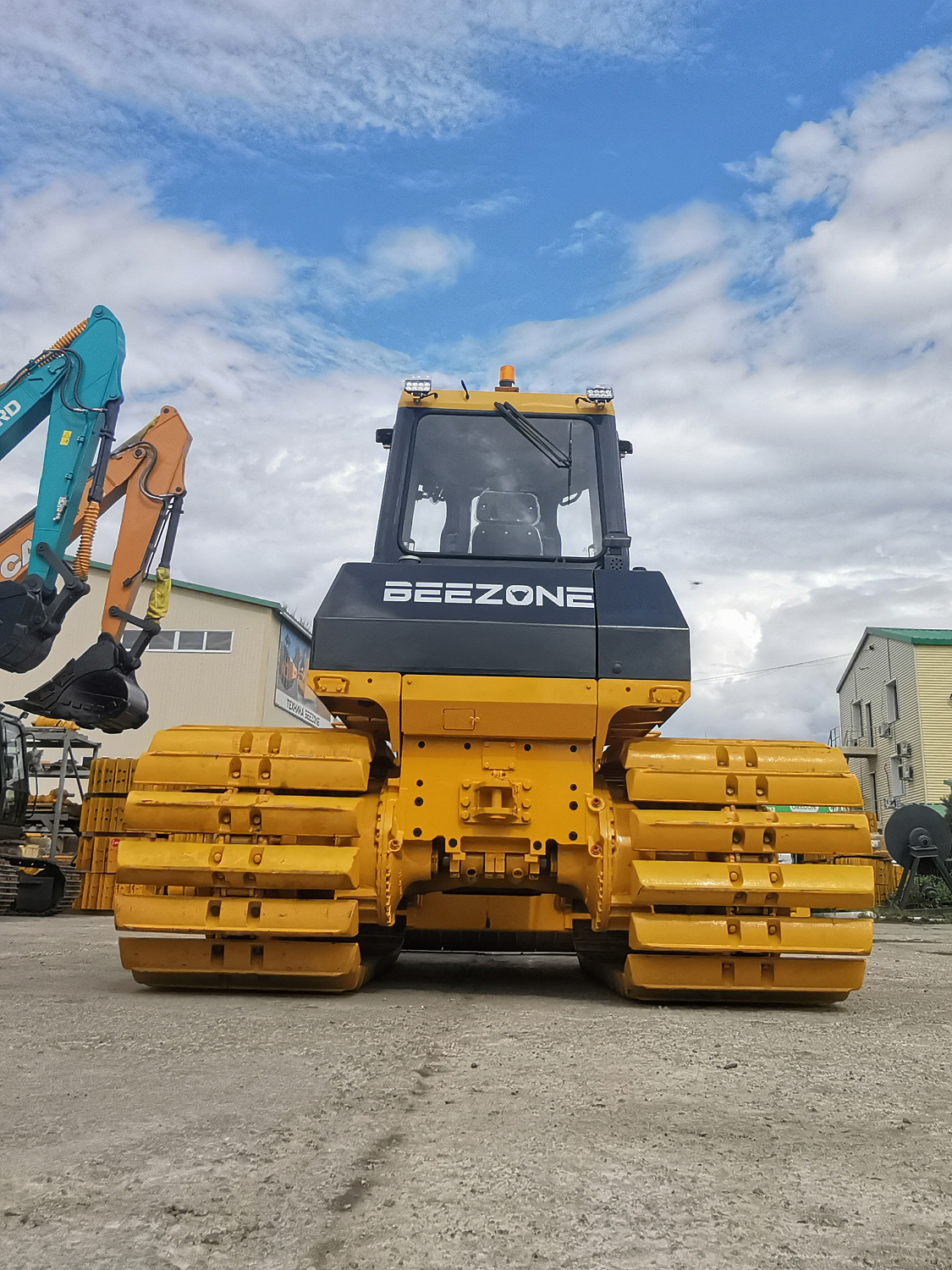 Бульдозер BEEZONE D16-5S (L)