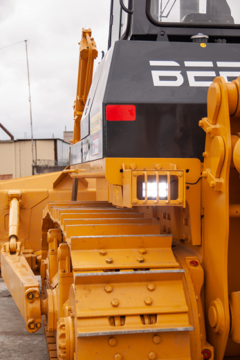 Бульдозер BEEZONE D32-5