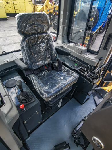 Бульдозер BEEZONE D16-5S (L)