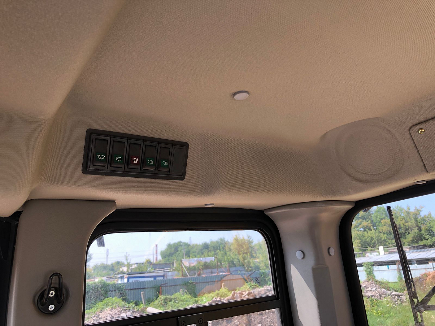 Бульдозер BEEZONE D16-5