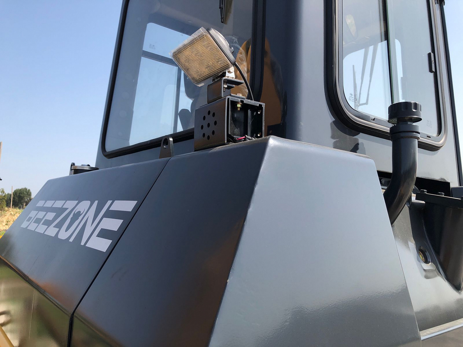 Бульдозер BEEZONE D16-5